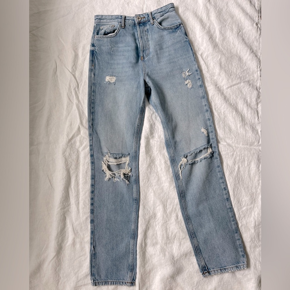 River Island High Rise Distressed Jeans - size UK 8 (US 2/4)